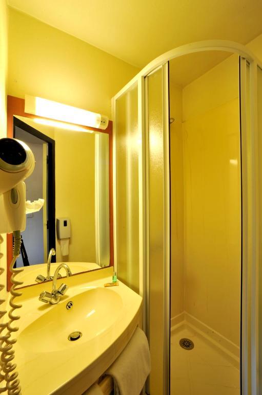 Hôtel Amarante Besançon Kamer foto